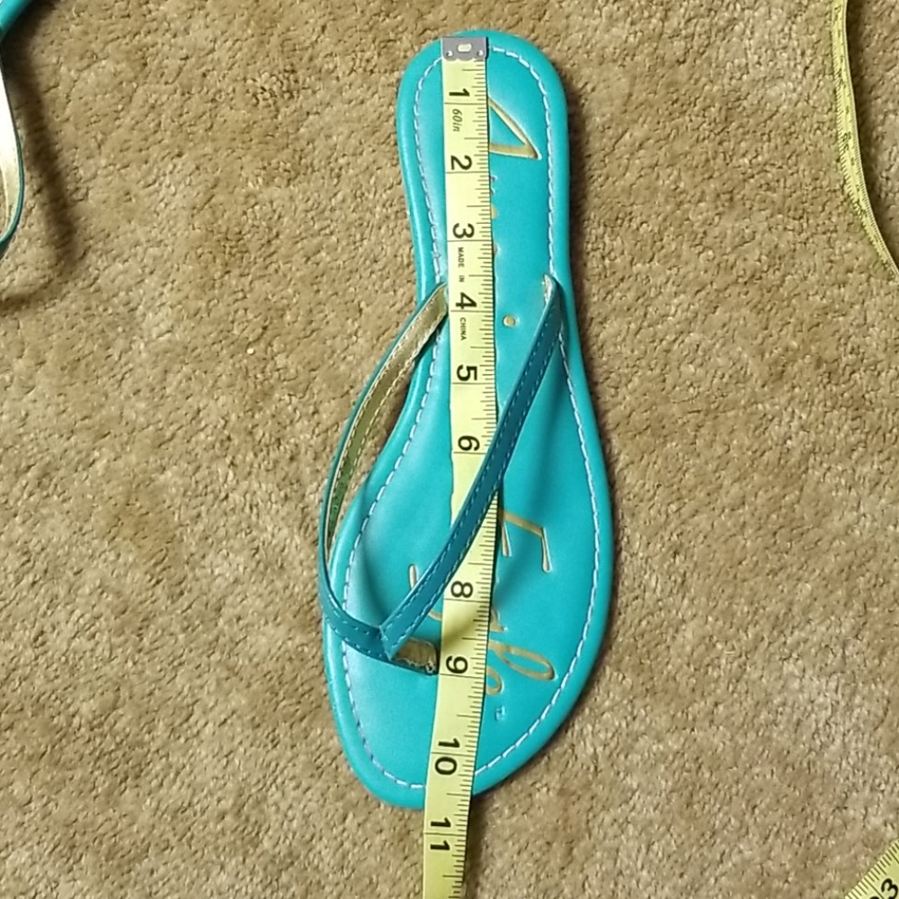 Flip flops - Picture 2 of 4